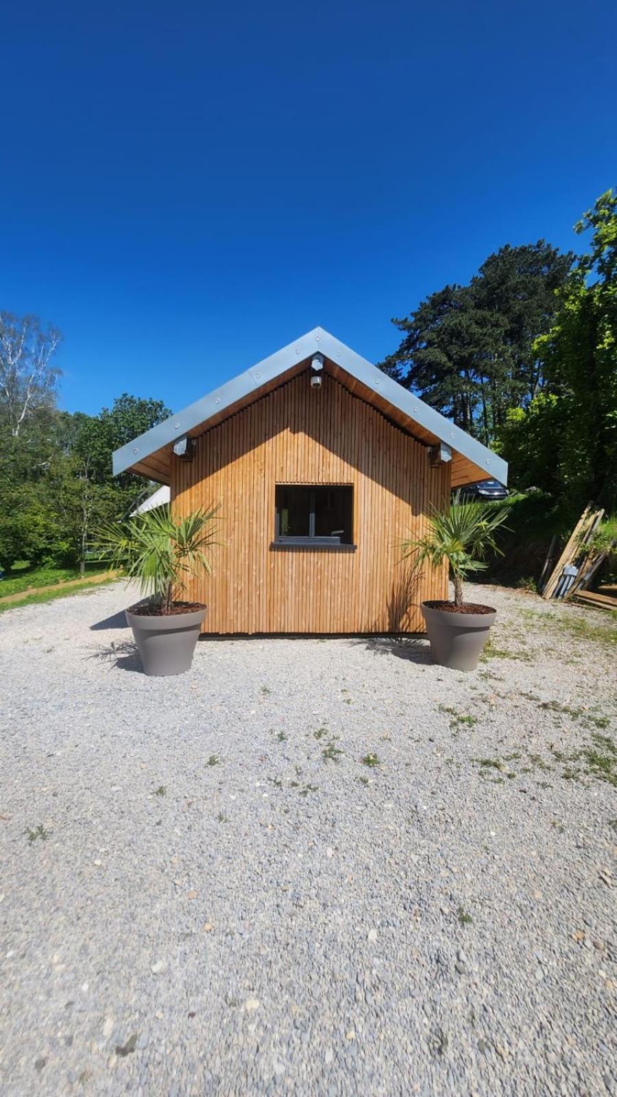 Lodge Du Chateau De Feschaux Villeneuve-sous-Pymont Exterior foto